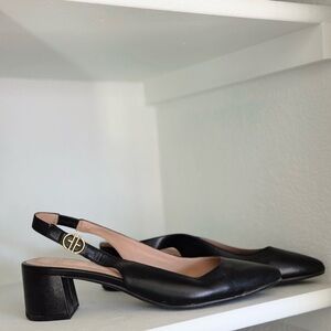 Cole Haan Womens The Go-to Slingback Pump